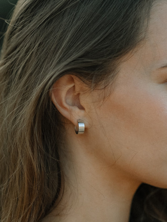 BOLD small earrings